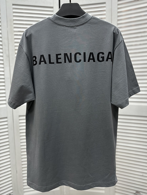 Футболка Balenciaga