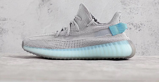 Кроссовки Yezzy