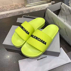 Шлепанцы Balenciaga