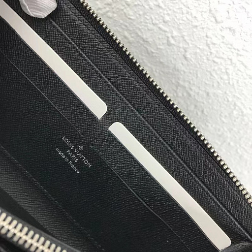 Кошелек Louis Vuitton