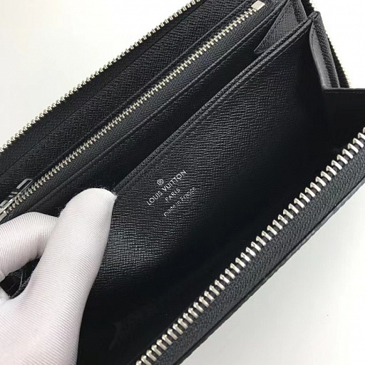 Кошелек Louis Vuitton