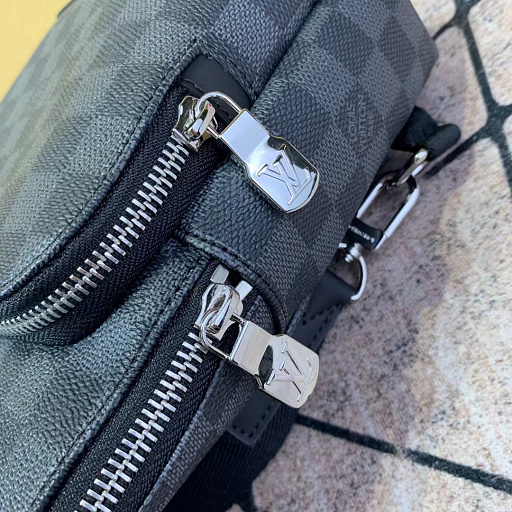 Сумка Louis Vuitton