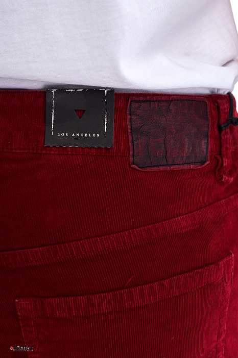 Джинсы Guess