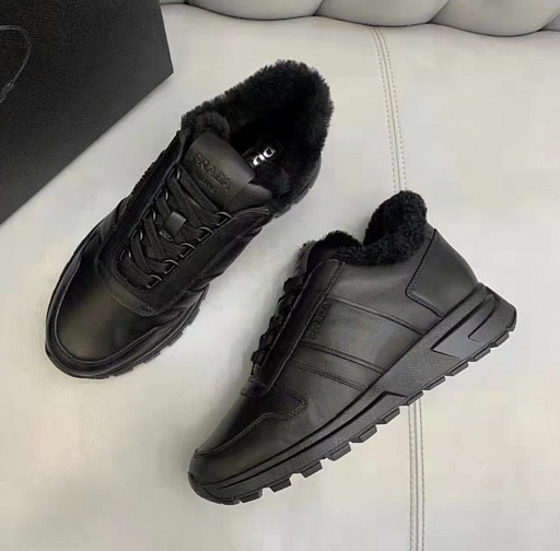 Кроссовки Prada