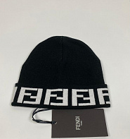 Шапка Fendi