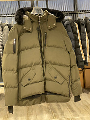 Пуховик Moose Knuckles
