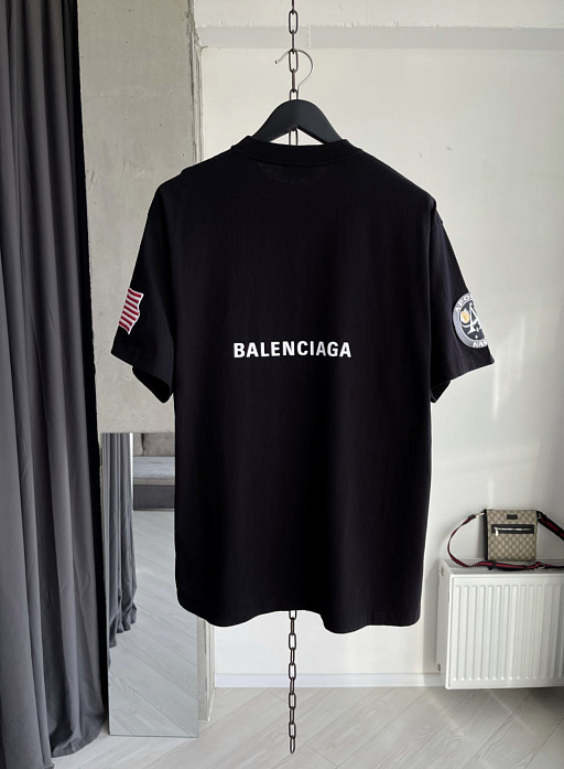 Футболка Balenciaga