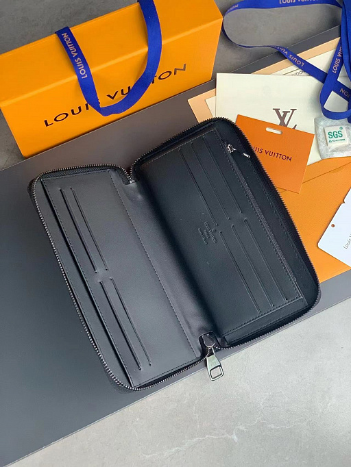 Кошелек Louis Vuitton