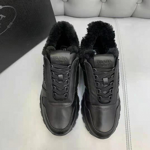 Кроссовки Prada