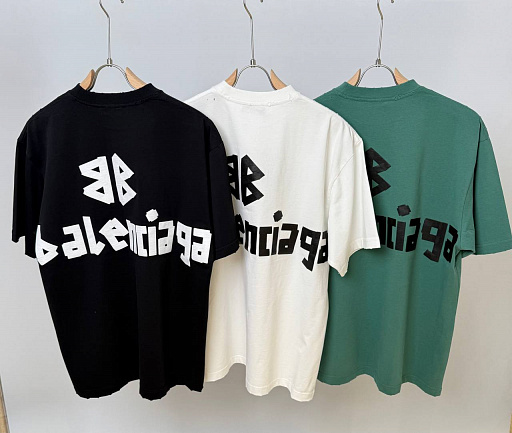 Футболка Balenciaga