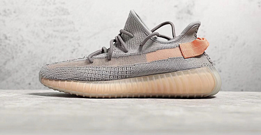 Кроссовки Yezzy