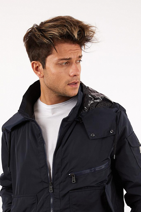 Ветровка Moncler