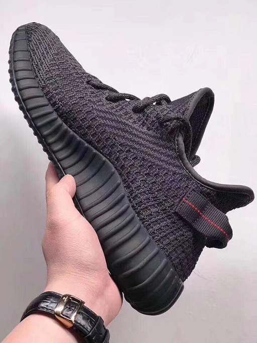 Кроссовки Yeezy