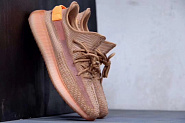 Кроссовки Yeezy