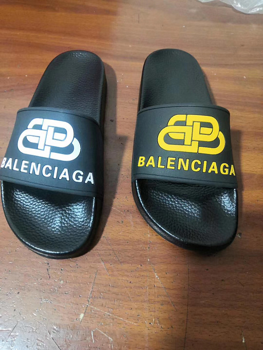 Шлепанцы Balenciaga