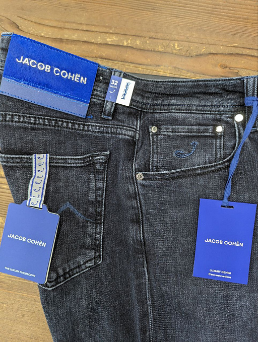 Джинсы Jacob Cohen