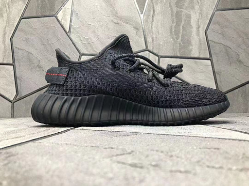 Кроссовки Yeezy