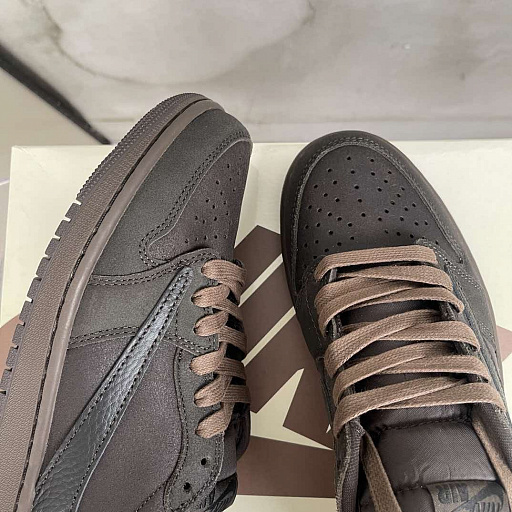 Кроссовки Nike Travis Scott