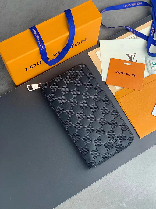 Кошелек Louis Vuitton