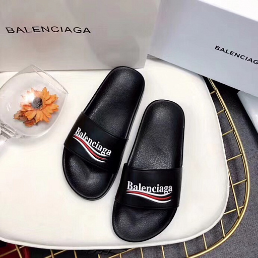 Шлепанцы Balenciaga