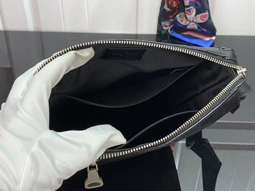 Сумка Louis Vuitton