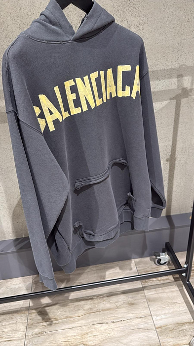 Худи Balenciaga