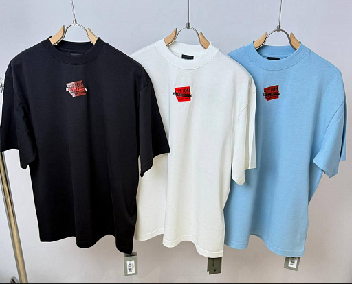 Футболка Balenciaga